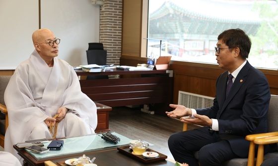 최휘영 장관, 조계종 총무원장 진우스님 예방