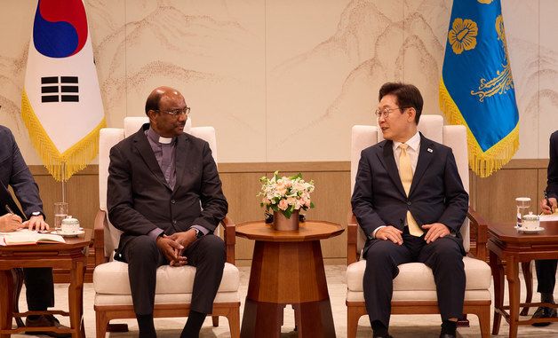 제리 필레이 세계교회협의회 총무 접견 하는 이재명 대통령