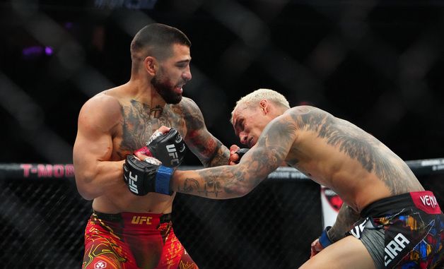 [포토] 토푸리아와 올리베이라의 대결