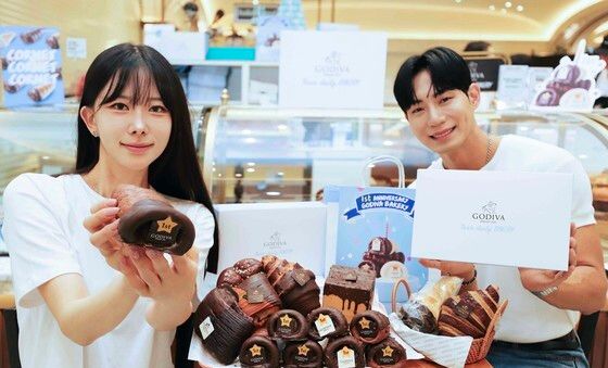신세계百, 벨기에 초콜릿 브랜드 '고디바' 베이커리 팝업 선봬