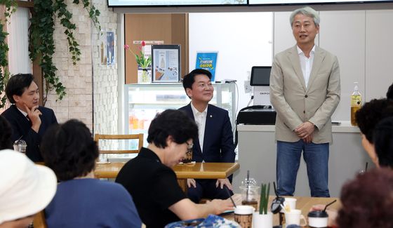 발언하는 김근식 최고위원 후보자