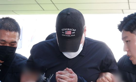 북부지법 영창심사 출석하는 방화 용의자