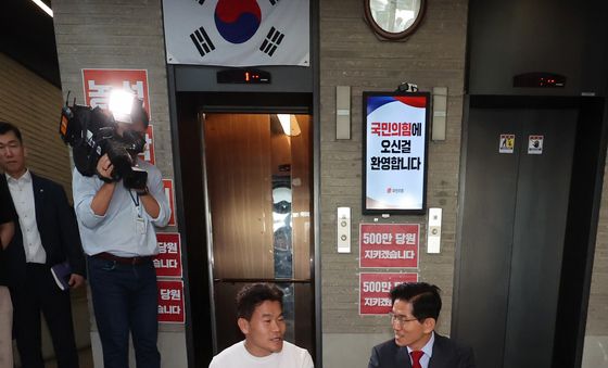 김문수 국민의힘 대표 후보 만나는 전한길