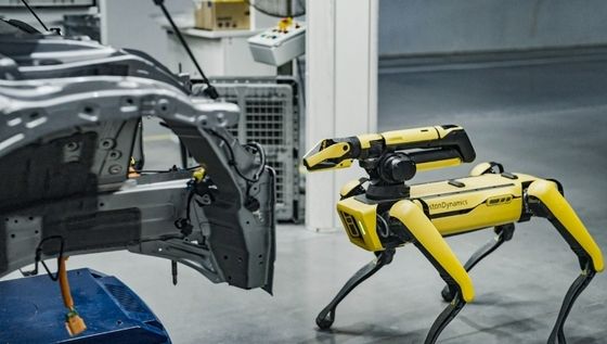 현대차, AI와 로봇이 만든 초자동화 공장