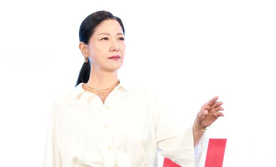 '폭군의 셰프' 서이숙, 조선왕실의 큰 어른 대비