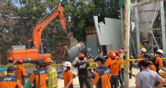 전남 순천 레미콘공장서 가스중독 추정 작업자 3명 의식불명