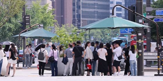 '처서 매직' 옛말…무더위 계속