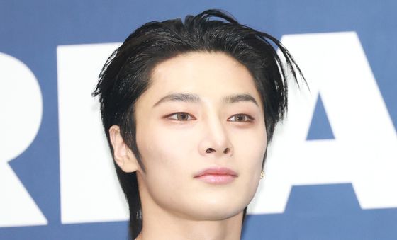 아이엔, 조각
