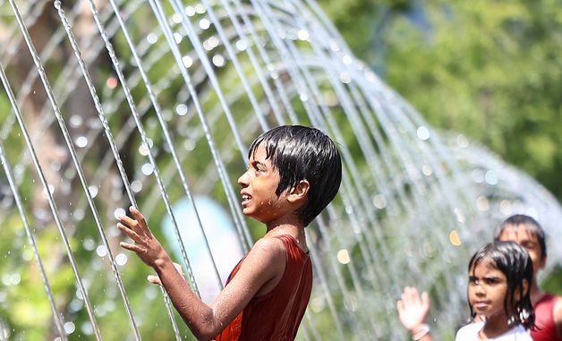 '처서' 무색한 불볕더위