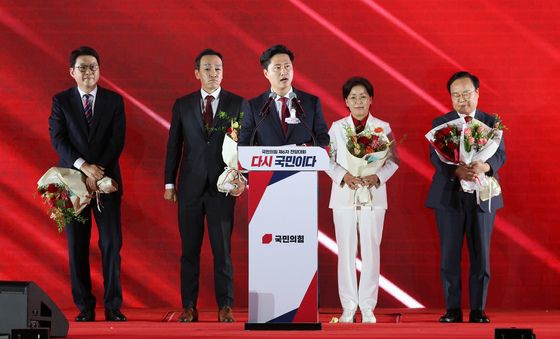 수락 연설하는 우재준 청년최고위원