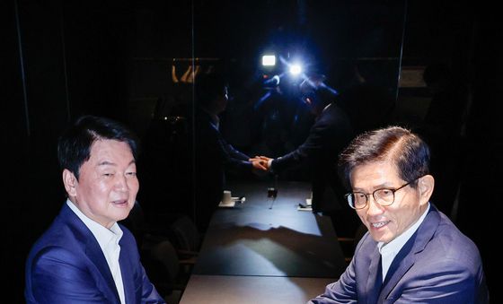 안철수 만난 김문수 '당 혁신 방안은'