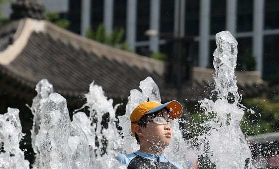 펄펄 끓는 서울 도심