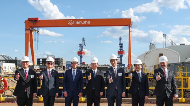 한화필리조선소 방문한 이재명 대통령