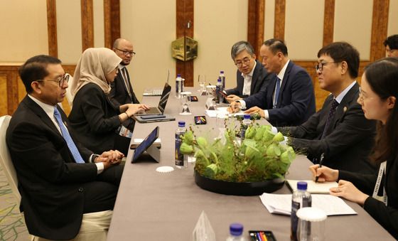 최휘영 장관, 인도네시아 문화부 장관과 회담