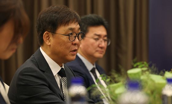 최휘영 장관 '말레이시아 관광예술문화부 장관 양자회담