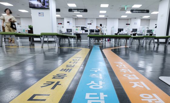 신규채용 급감 '4개중 1개만 새 일자리'