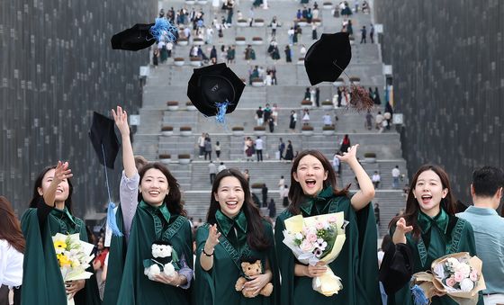 드디어 졸업이다