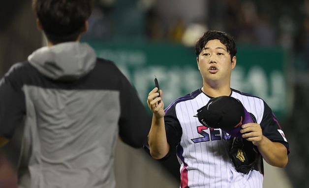 함덕주, 피치컴이 이상해