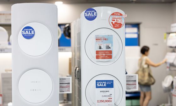 폭염에 에어컨 판매량 수직상승