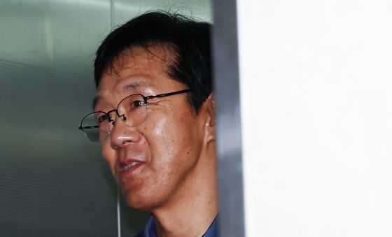 해병특검 출석하는 황유성 전 방첩사령관