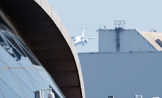 北 고려항공 여객기, 베이징 공항 도착