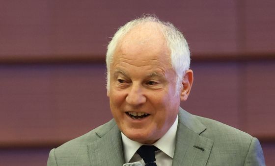 '광복 80주년 기념 국제학술회의' 강연하는 스티븐 코트킨 교수