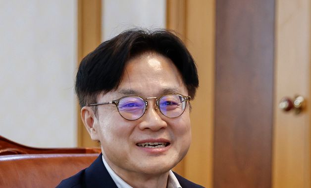 손경식 경총회장과 면담하는 김정관 산업장관