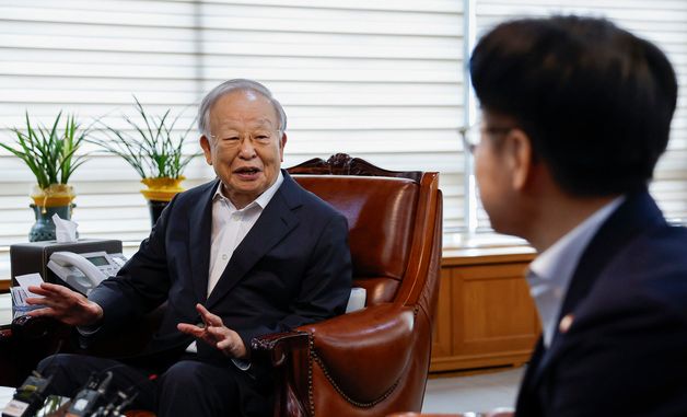 인사말 하는 손경식 경총 회장