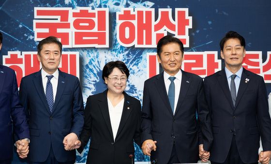 손 맞잡은 정청래·김선민