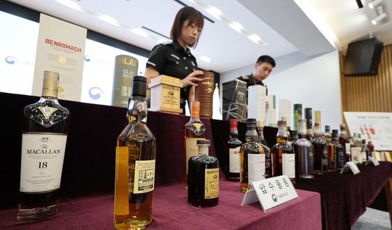 누가 그 비싼 위스키 밀수했나 했더니…