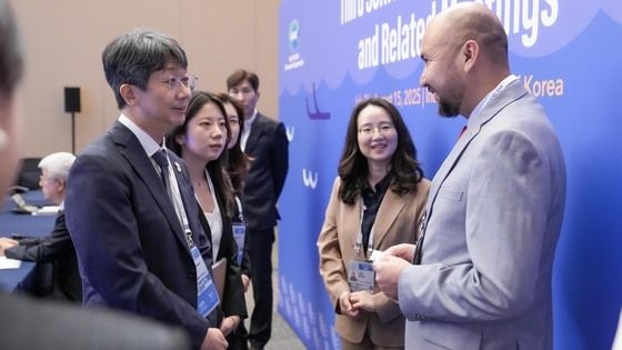 임승관 청장, 페루 보건부 관계자와 환담