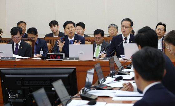 국회 기재위, 한미 관세 협상 관련 현안 질의