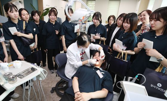 후쿠오카대 간호학과 학생들, 대구 달서구보건소 견학