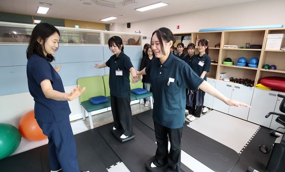 후쿠오카대 간호학과 학생들, 대구 달서구보건소 견학