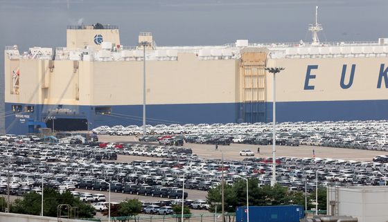 트럼프표 상호관세 일방선언 127일 만에 본격 시행