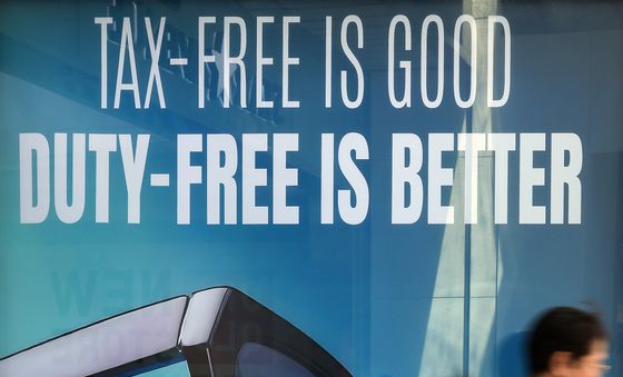 중국 단체 관광객 무비자 입국 허용에 면세업계 기대감 증폭