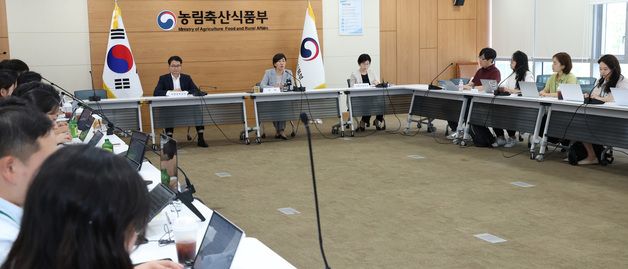 농업 현안·정책 관련 답변하는 송미령 농식품부 장관
