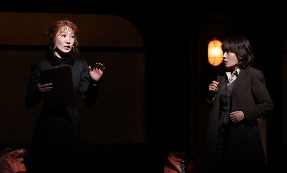 서로에 대해 알아가는 마리·안느