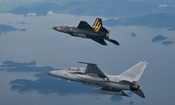 공군참모총장, UAE 국방차관과 우정비행