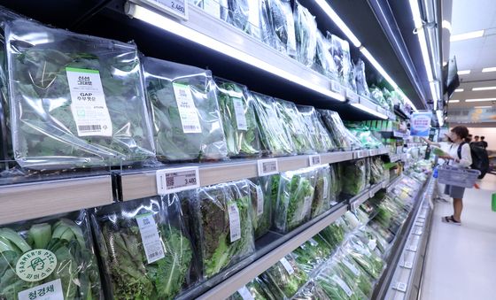 뛰는 물가에 먹거리 소비 '9년만 최저'