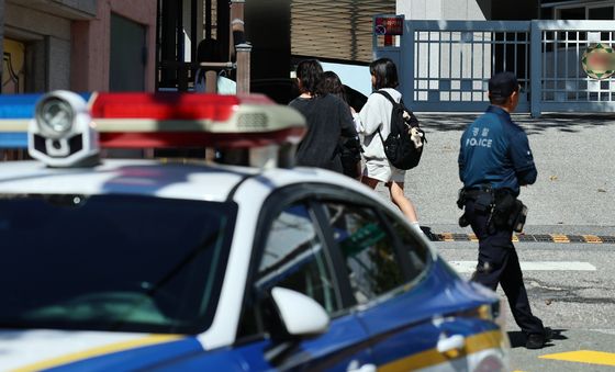 불안한 초등 하굣길