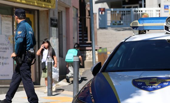 불안한 초등 하굣길