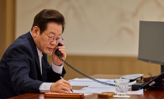 李대통령, 투스크 폴란드 총리와 통화…방산 분야 등 협력 논의