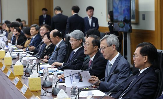 전국법원장회의 준비하는 법원장들