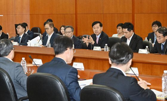 구윤철 부총리, AI 대전환 릴레이 현장 간담회 참석