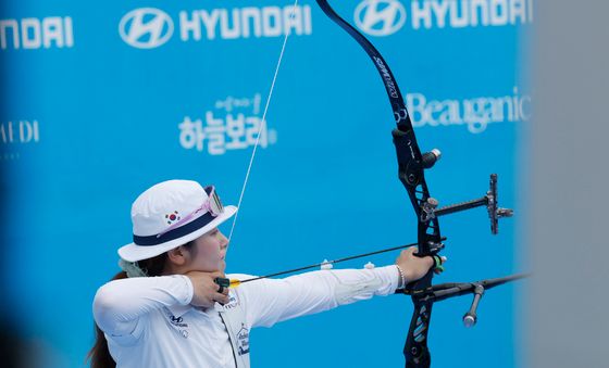 결승전 신중한 강채영