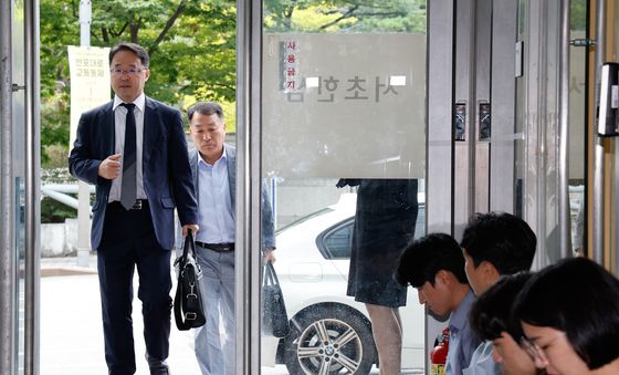 특검 들어서는 김계환 전 해병대 사령관