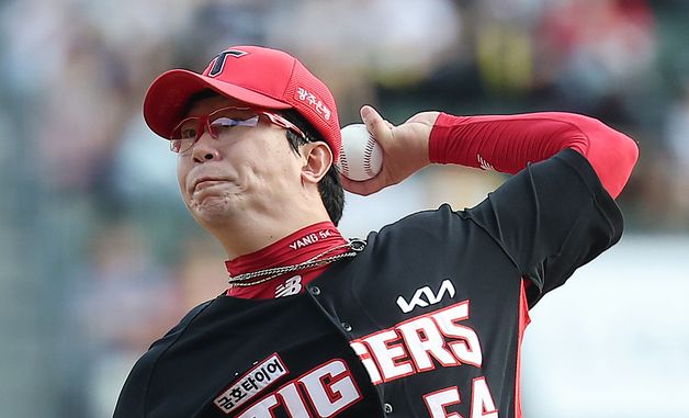 양현종, KBO리그 최초 11년 연속 100탈삼진까지 -3