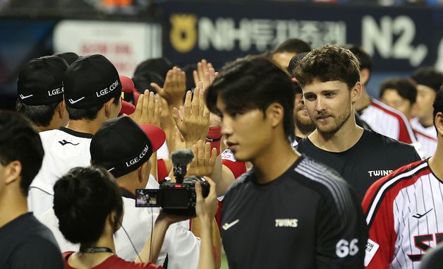 톨 허스트, 시즌 5승 역투