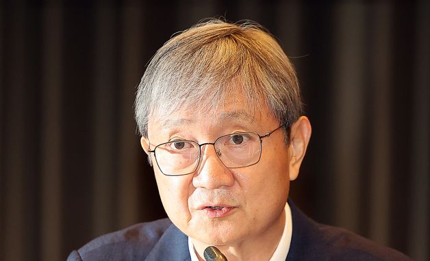 인사말 하는 이찬진 금융감독원장